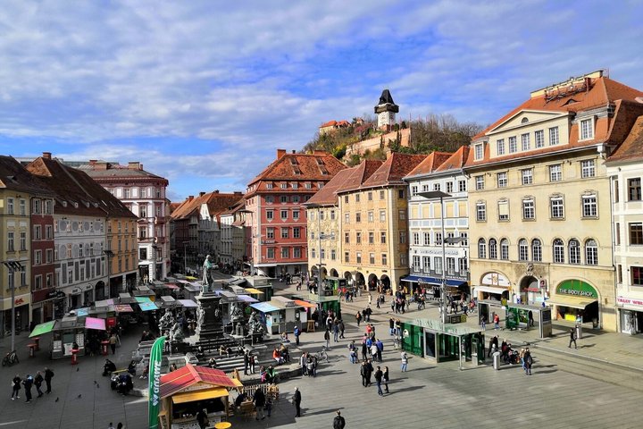 Graz Top 10 Self-guided bike tour with audio guide and GPS