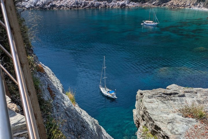 All Inclusive Daily Sailing with BBQ on Board