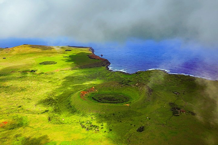 Private Full Day Tour on Easter island "The Highlights"