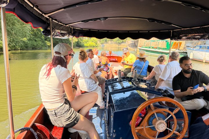 Scenic Cruise to Pulteney Weir aboard a Historic Royal Boat