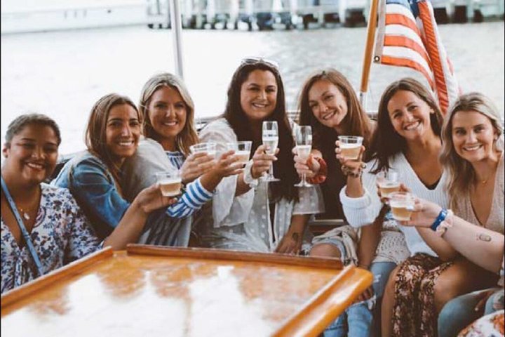 Scenic Spa Creek Cruise of Annapolis