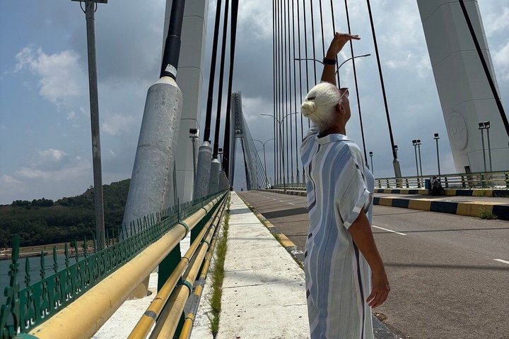 Batam Amazing Day Tour (include Lunch)