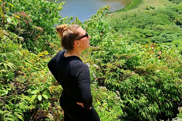 Ometepe trekking - Volcano Maderas By Happy Tours