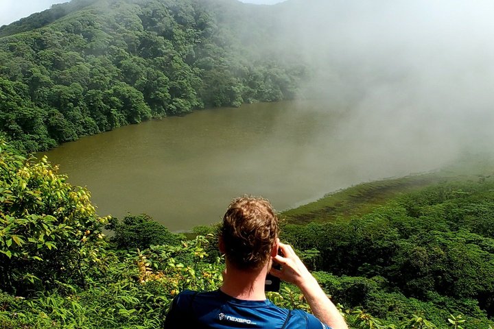 Ometepe trekking - Volcano Maderas By Happy Tours