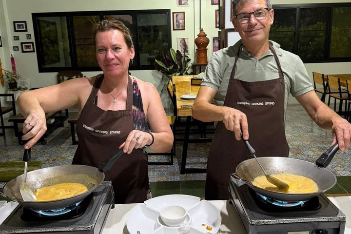 Thai Cooking Class in Chiangrai with The Market Tour