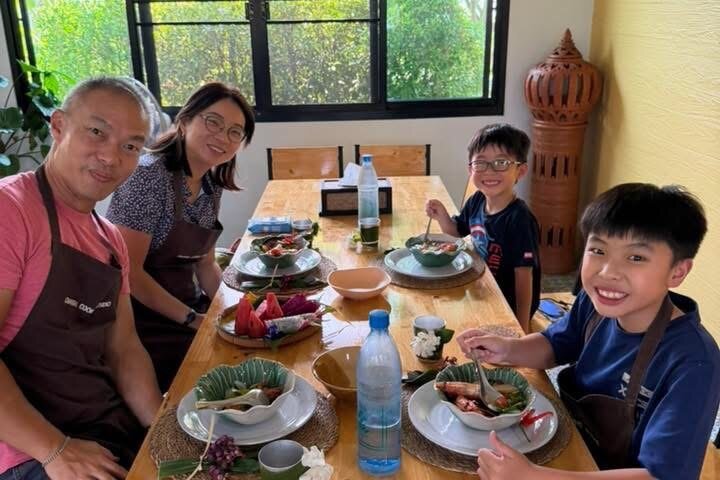 Thai Cooking Class in Chiangrai with The Market Tour