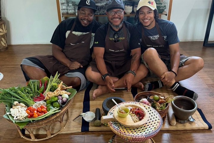 Thai Cooking Class in Chiangrai with The Market Tour