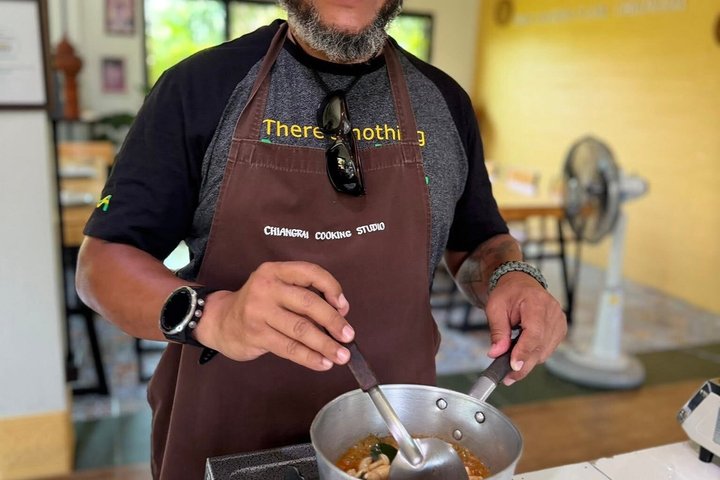 Thai Cooking Class in Chiangrai with The Market Tour
