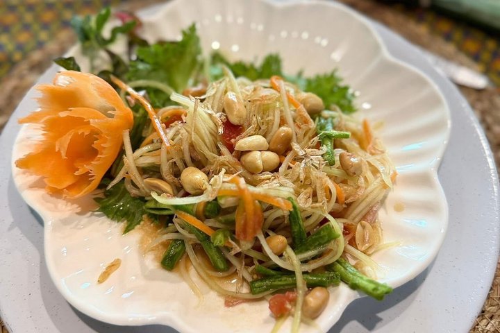 Thai Cooking Class in Chiangrai with The Market Tour