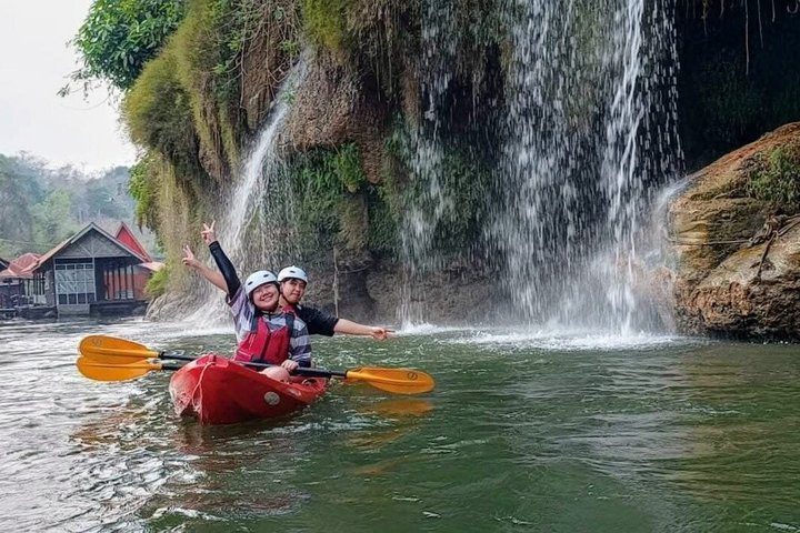 Scenic 9 km Kwai Noi River Kayaking Tour in Kanchanaburi