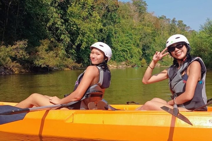 Scenic 9 km Kwai Noi River Kayaking Tour in Kanchanaburi