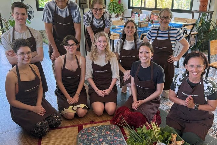 Thai Cooking Class in Chiangrai with The Market Tour