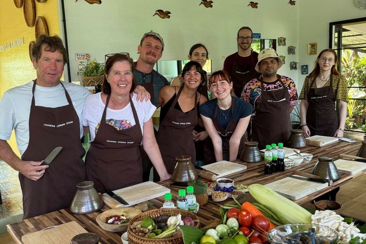 Thai Cooking Class in Chiangrai with The Market Tour