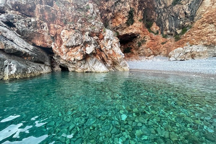 Private Boat Tour from Bar Hidden Beaches, Snorkeling and Fishing
