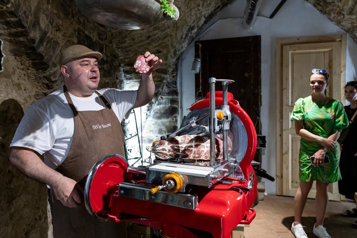 Winner 2026 Florence Sunset Food & Wine Tour by Eating Europe