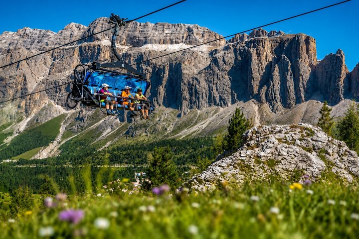 Sellaronda tour of the four steps ebike tour