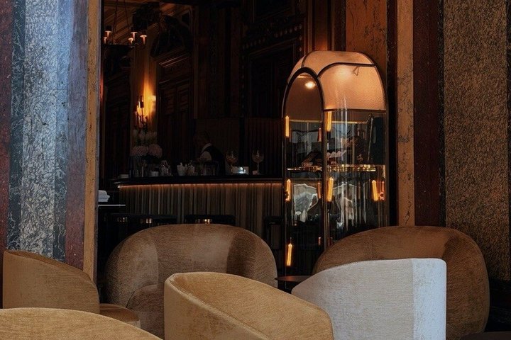 Monaco Like a Local: Private VIP Walking Tour F1, Casino & Palace