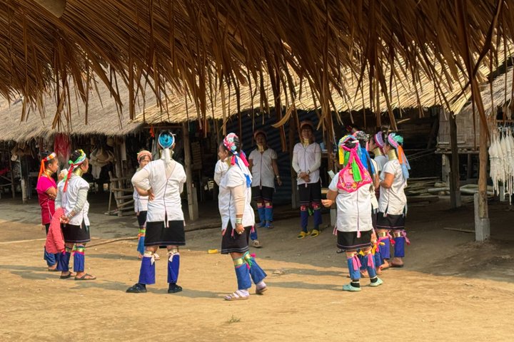 Chiang Rai Private customizable Trip with English speaking driver