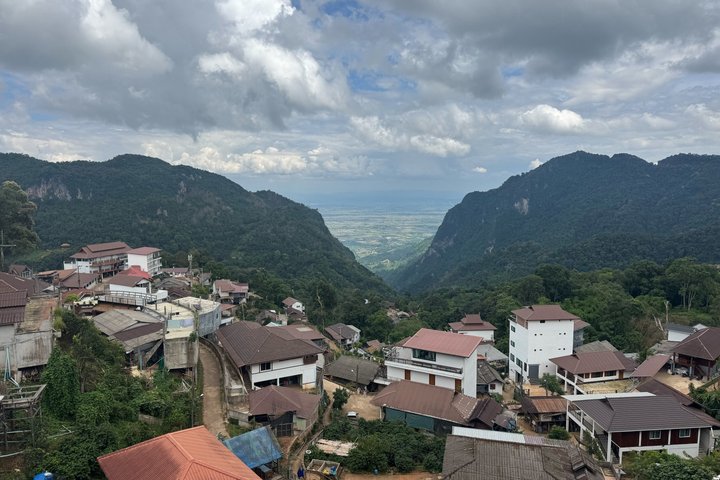Chiang Rai Private customizable Trip with English speaking driver