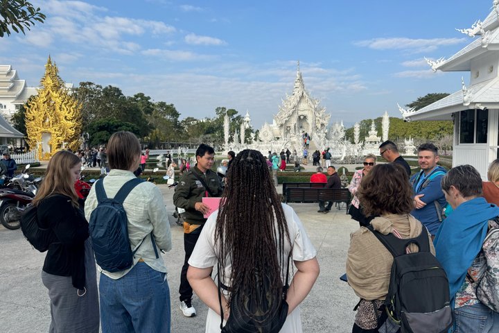 ChiangRai Guided 7 Major Sites+Buffet Lunch #All ticket included