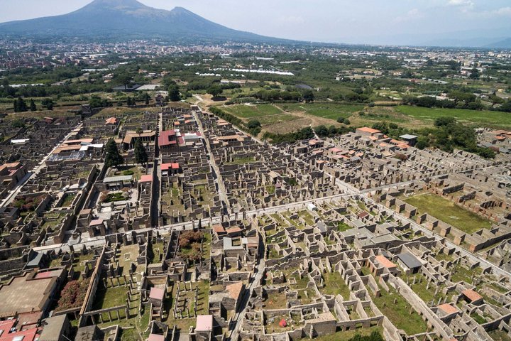 From Salerno: Classic Pompeii Guided Experience