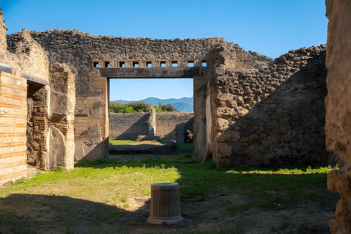 From Salerno: Classic Pompeii Guided Experience