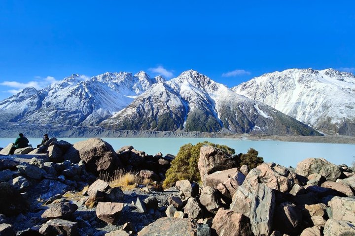 Christchurch to Queenstown One-Way Tour via Mt Cook & Lake Tekapo