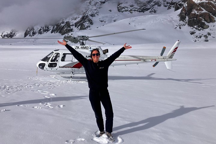 Tekapo to Queenstown via Mt Cook Small-Group Tour (one way)