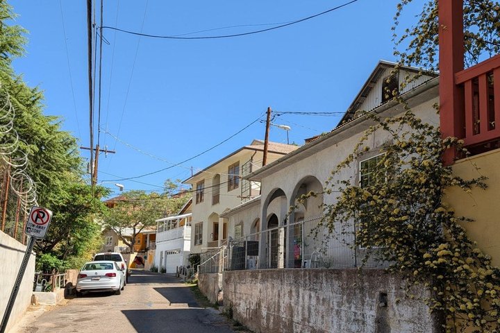 2 Hr Private Jeep Tour Old Bisbee Open Pits Lowell - Local Guide
