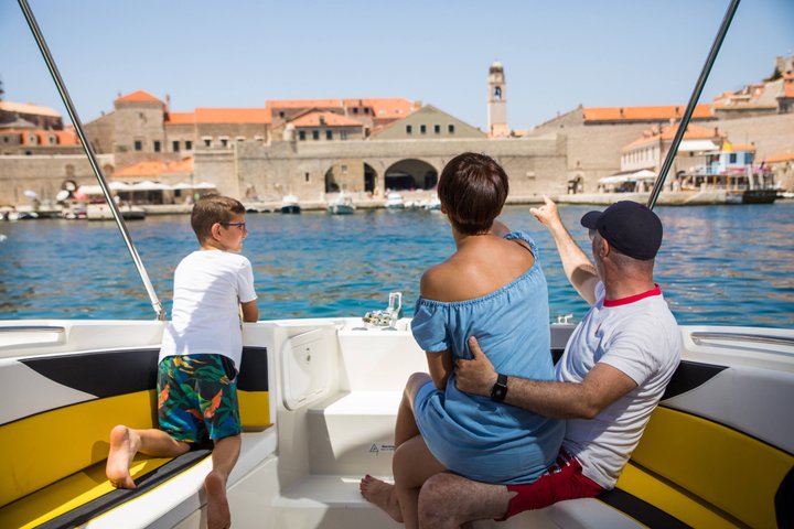 Blue Cave & Šunj Beach Small-Group Boat Tour from Dubrovnik