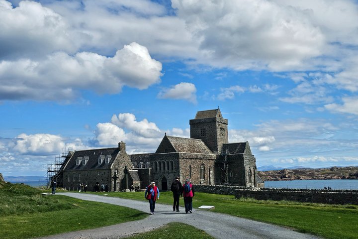 Private Tour of the Isle of Mull and Iona from Oban