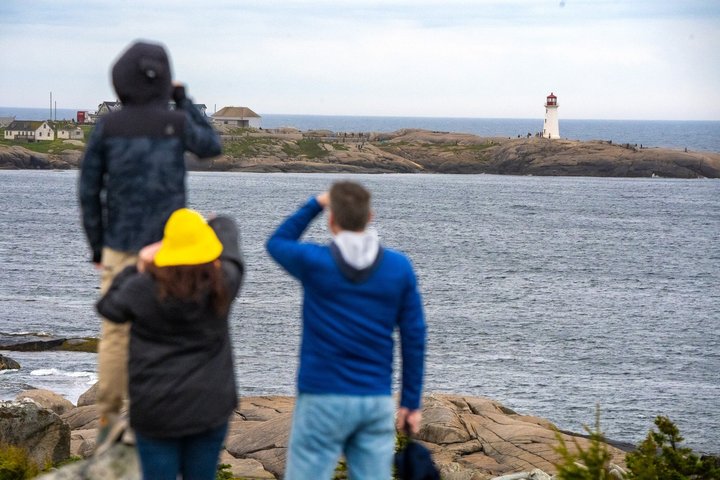 Peggy's Cove Small-Group Express: Scenic Tour from Halifax