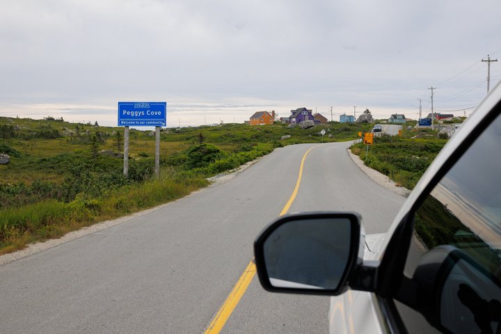 Peggy's Cove Small-Group Express: Scenic Tour from Halifax