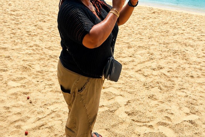 Grenada’s Best: Waterfalls, Chocolate, Rum and Rainforest Tour