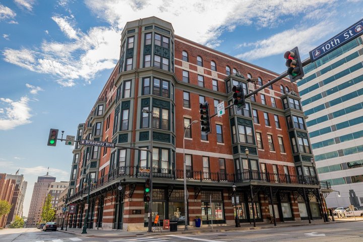 The Ghosts of Kansas City Tour Haunted History and Jazz Spirits