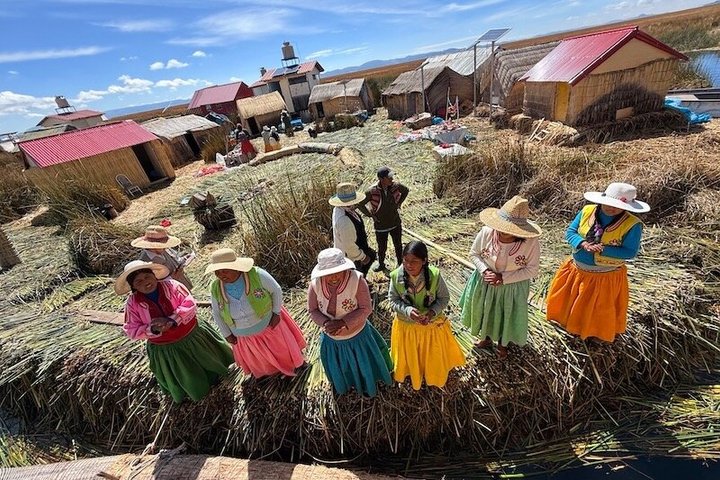 Full Day Lake Titicaca Tour to Uros and Taquile Islands