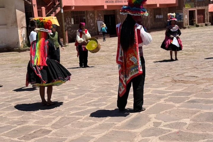 Full Day Lake Titicaca Tour to Uros and Taquile Islands