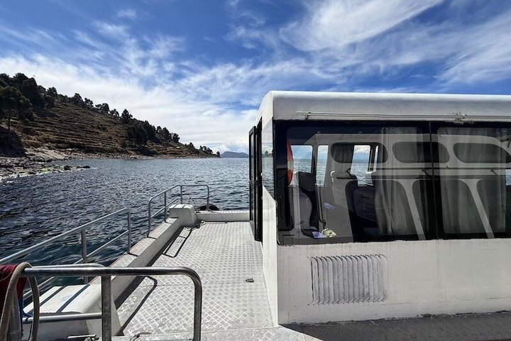 Full Day Lake Titicaca Tour to Uros and Taquile Islands