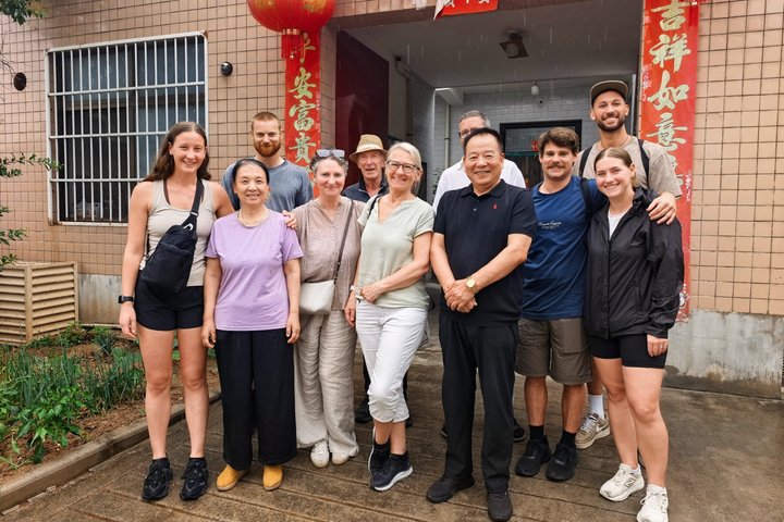 Xi'an: Exclusive Terracotta Army Tour & Local Family Lunch