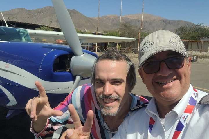 Nazca Lines Flight Fly with the Experts – English-Speaking Guide