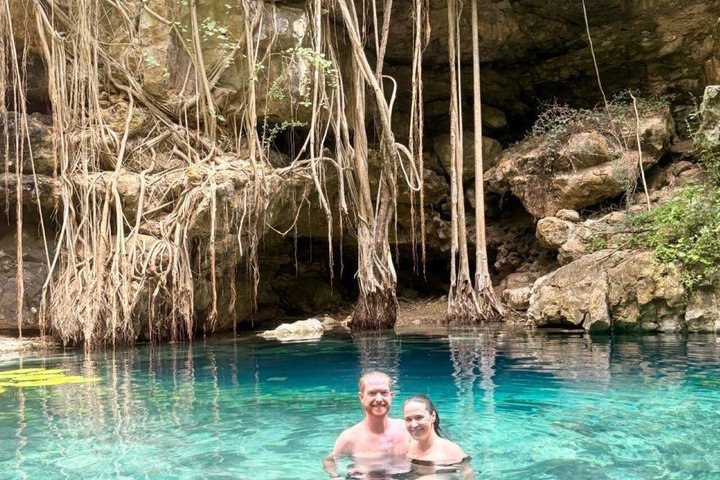 Uxmal, two Amazing Cenotes & Local Food Tour from Mérida