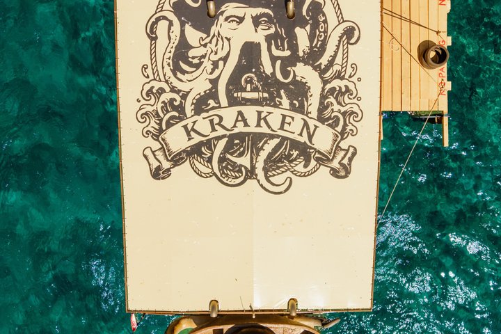 Medulin: All-Inclusive Pirate Boat Tour to Kamenjak Cave & Levan
