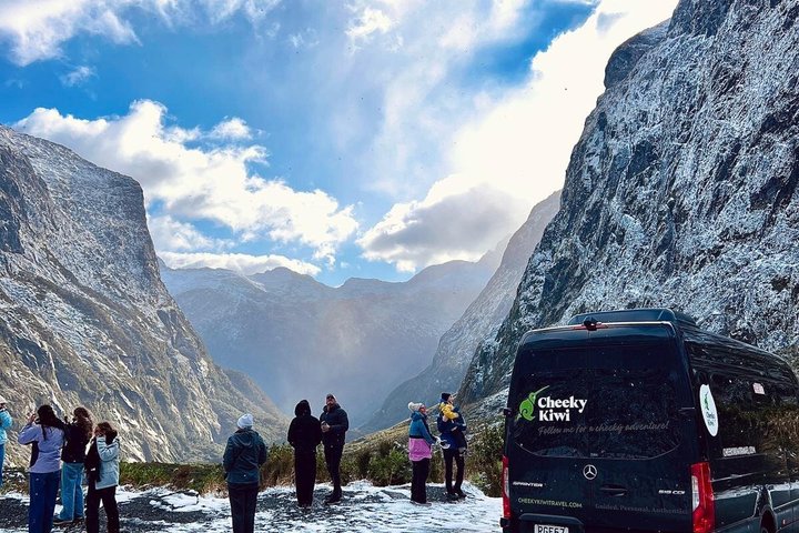 Premium Milford Sound Small Group Tour & Cruise from Queenstown