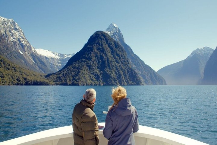 Premium Milford Sound Small Group Tour & Cruise from Queenstown