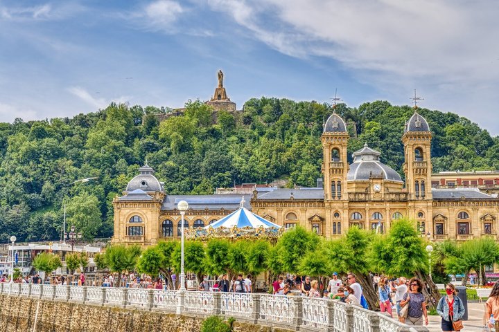 San Sebastian and Basque Coast Private Day Tour from Bilbao