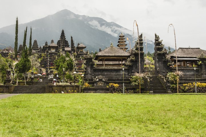 East Bali Tour: Mother Temple, Penglipuran and Tukad Cepung