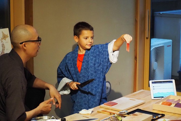 Private Sushi Class in Tokyo–6 Kinds, Cultural Story & Full Meal