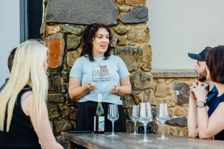 Boutique Hunter Valley Wine Tour with Local Pickup