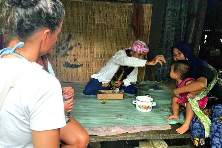 Lombok Private Trip: 4 Waterfalls, Rice Fields & Jungle Trek