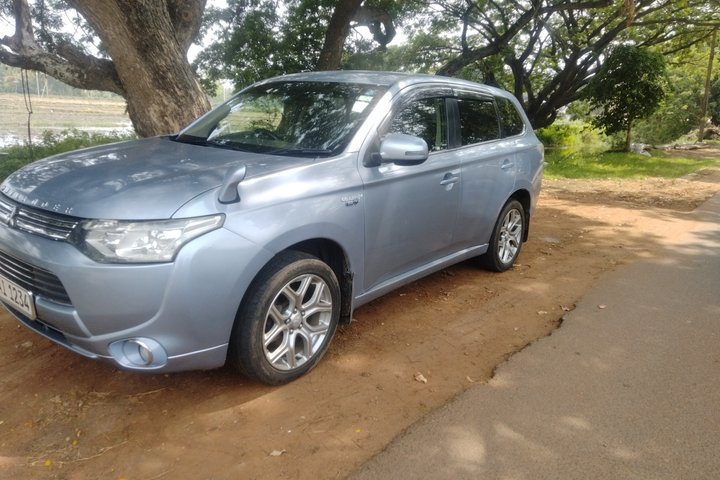 Sri Lanka Private Driver With Car